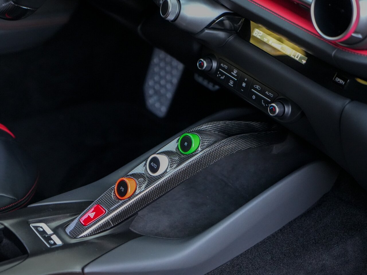 2020 Ferrari 812 Superfast   - Photo 34 - Bonita Springs, FL 34134