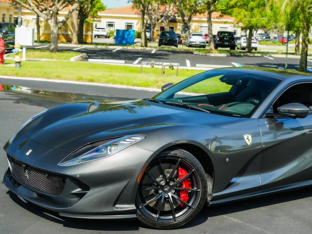 2020 Ferrari 812 Superfast   - Photo 8 - Bonita Springs, FL 34134