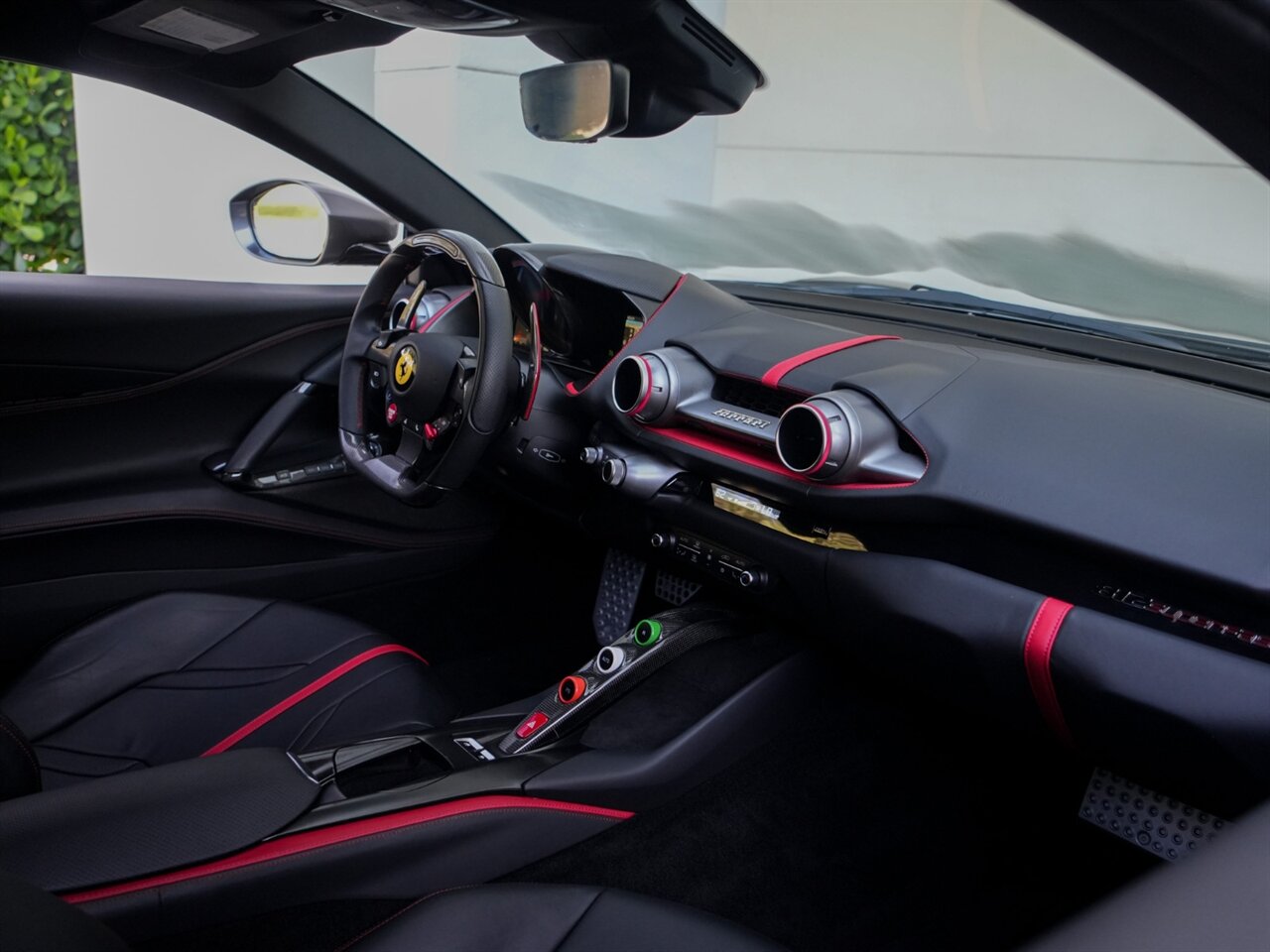 2020 Ferrari 812 Superfast   - Photo 25 - Bonita Springs, FL 34134