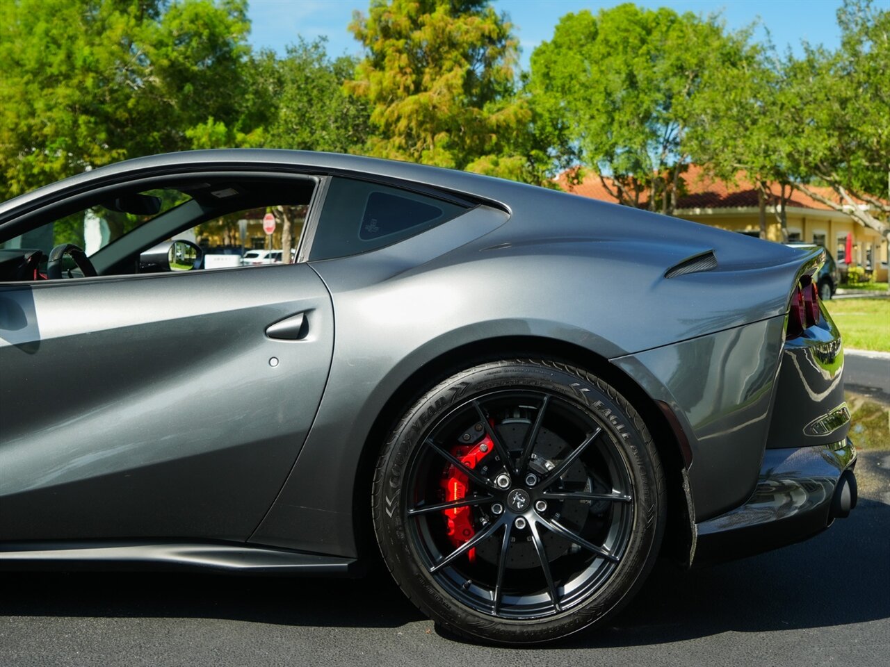 2020 Ferrari 812 Superfast   - Photo 46 - Bonita Springs, FL 34134