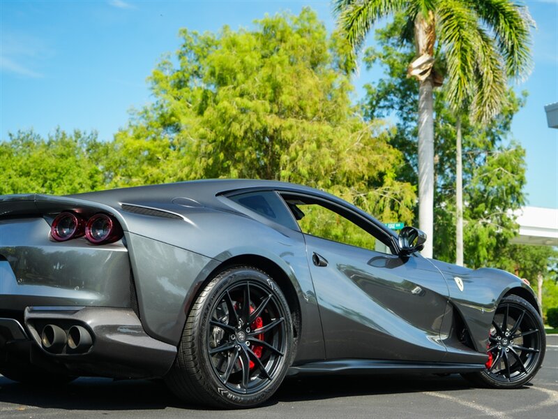 2020 Ferrari 812 Superfast - Photo 61 - Bonita Springs, FL 34134