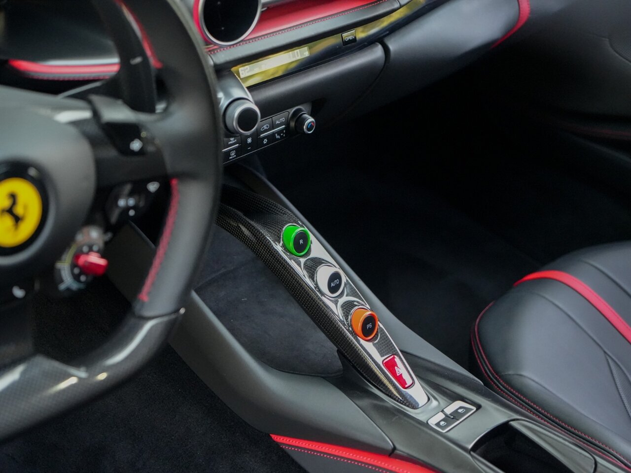 2020 Ferrari 812 Superfast   - Photo 12 - Bonita Springs, FL 34134