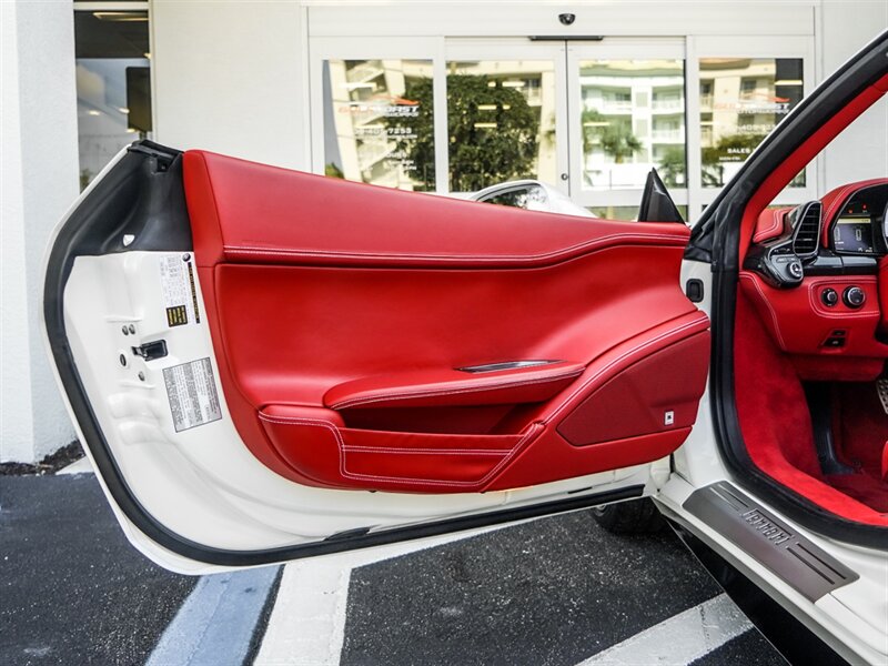 2014 Ferrari 458 Spider - Photo 21 - Bonita Springs, FL 34134