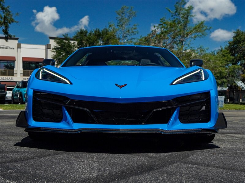 2023 Chevrolet Corvette Z06   - Photo 4 - Bonita Springs, FL 34134