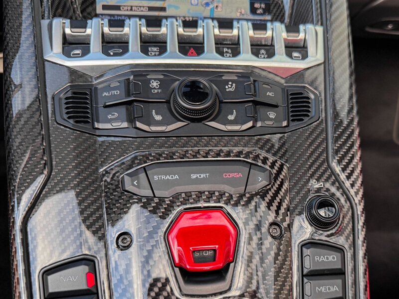 2016 Lamborghini Aventador LP 700-4   - Photo 19 - Bonita Springs, FL 34134