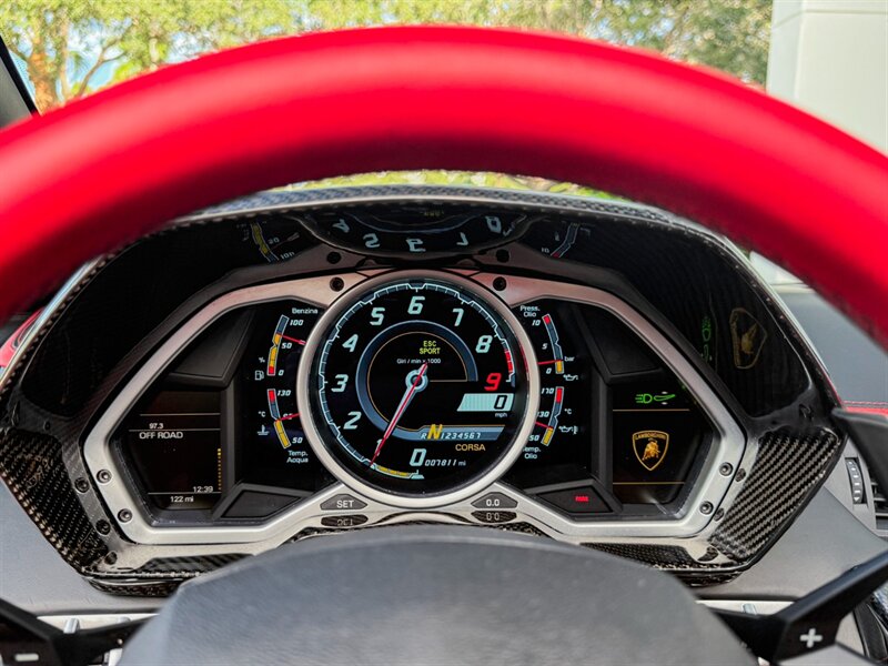 2016 Lamborghini Aventador LP 700-4   - Photo 14 - Bonita Springs, FL 34134