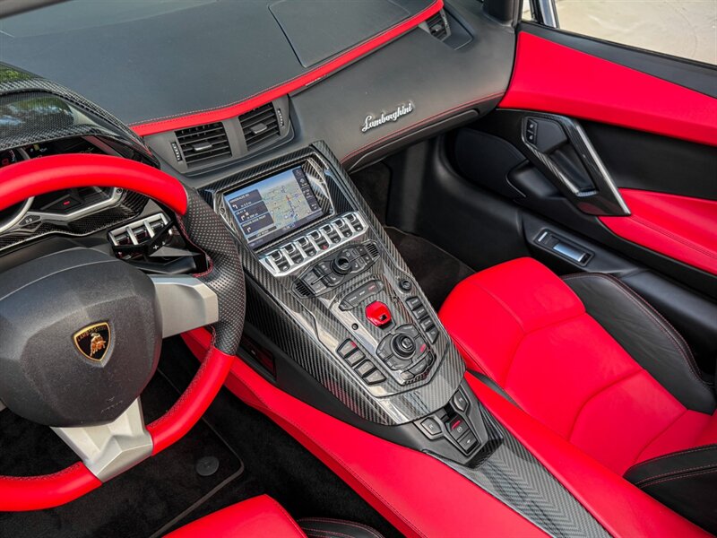 2016 Lamborghini Aventador LP 700-4   - Photo 15 - Bonita Springs, FL 34134