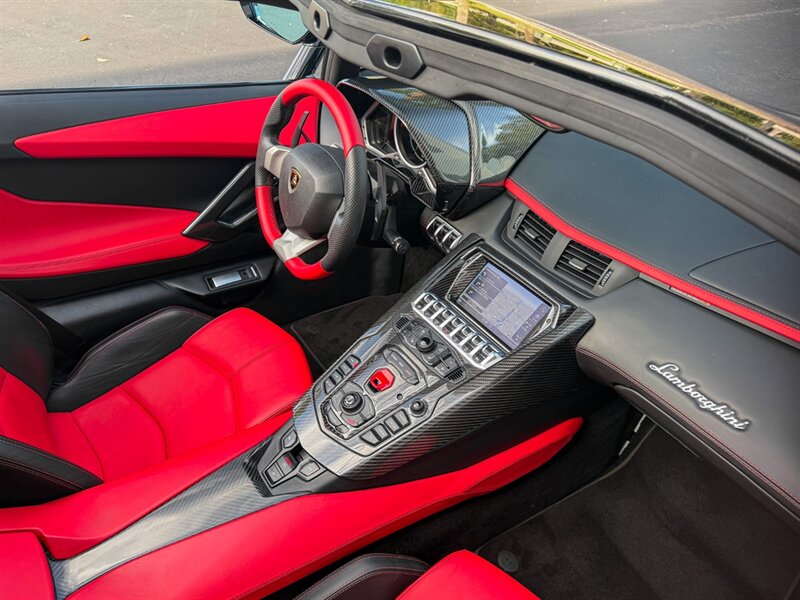 2016 Lamborghini Aventador LP 700-4   - Photo 32 - Bonita Springs, FL 34134