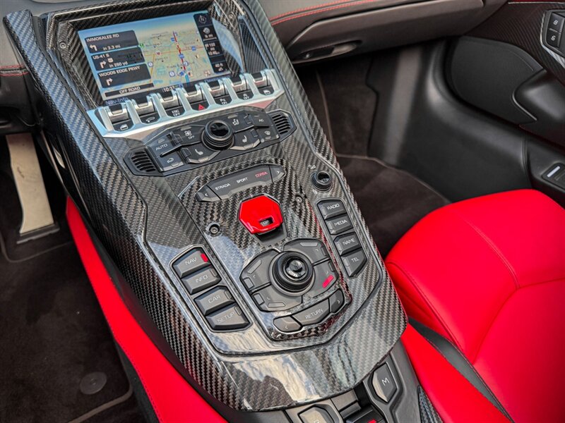 2016 Lamborghini Aventador LP 700-4   - Photo 20 - Bonita Springs, FL 34134