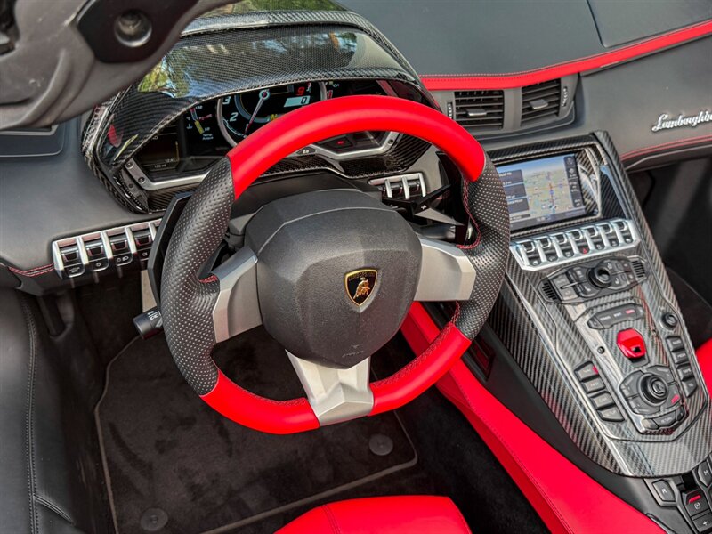 2016 Lamborghini Aventador LP 700-4   - Photo 29 - Bonita Springs, FL 34134