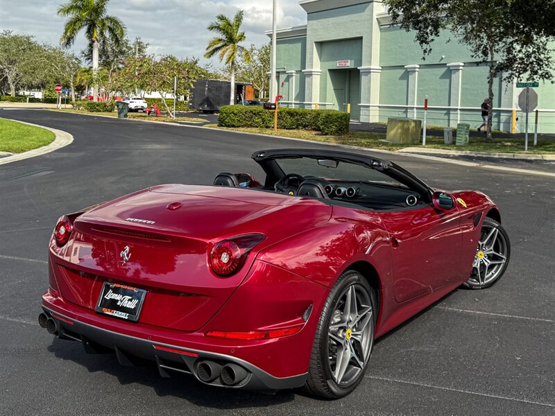 2016 Ferrari California T   - Photo 60 - Bonita Springs, FL 34134