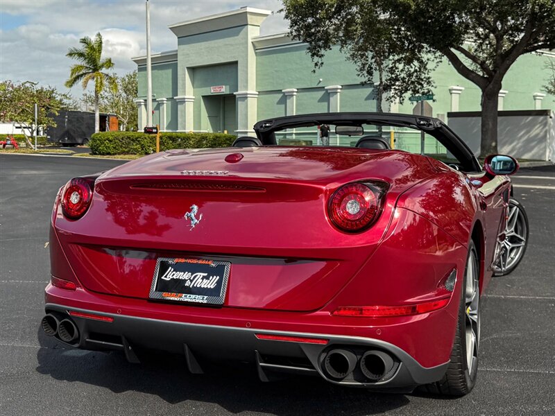 2016 Ferrari California T   - Photo 56 - Bonita Springs, FL 34134