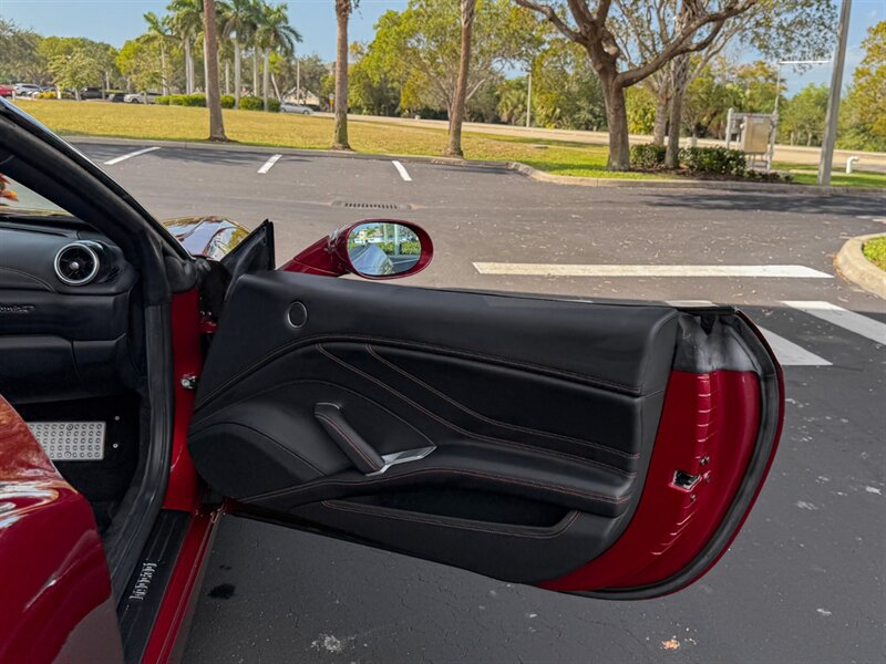 2016 Ferrari California T   - Photo 37 - Bonita Springs, FL 34134