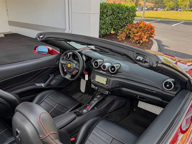 2016 Ferrari California T   - Photo 27 - Bonita Springs, FL 34134