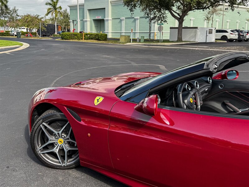 2016 Ferrari California T   - Photo 47 - Bonita Springs, FL 34134