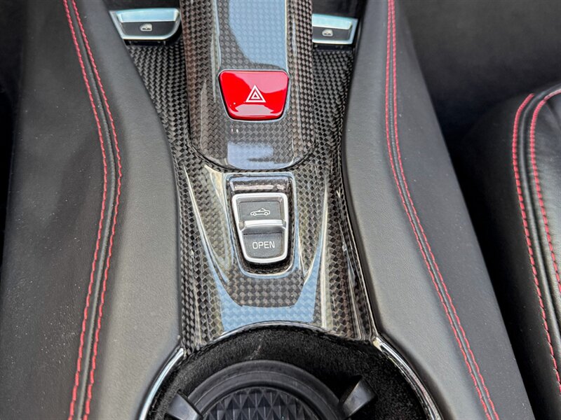 2016 Ferrari California T   - Photo 18 - Bonita Springs, FL 34134