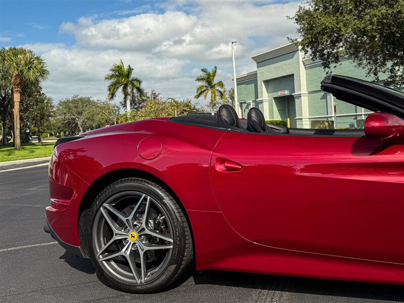 2016 Ferrari California T   - Photo 62 - Bonita Springs, FL 34134
