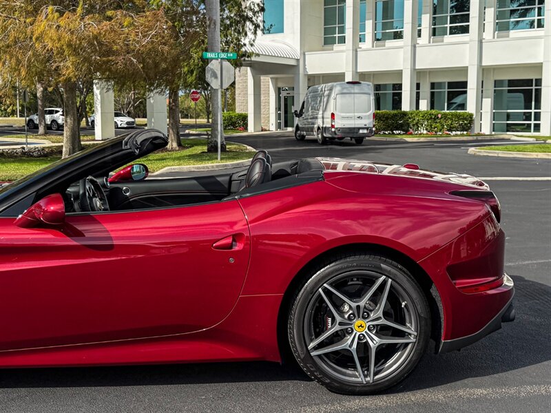 2016 Ferrari California T   - Photo 44 - Bonita Springs, FL 34134
