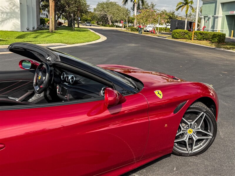 2016 Ferrari California T   - Photo 59 - Bonita Springs, FL 34134