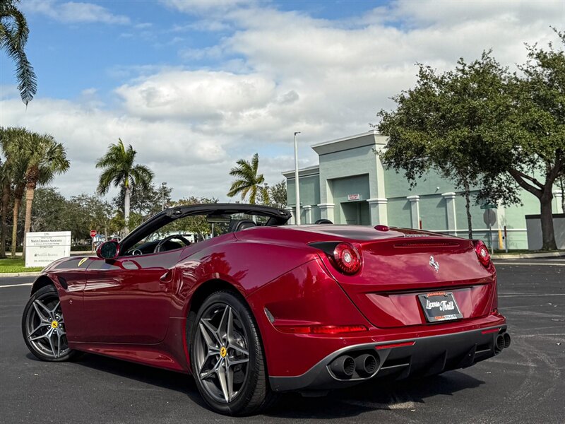 2016 Ferrari California T   - Photo 46 - Bonita Springs, FL 34134