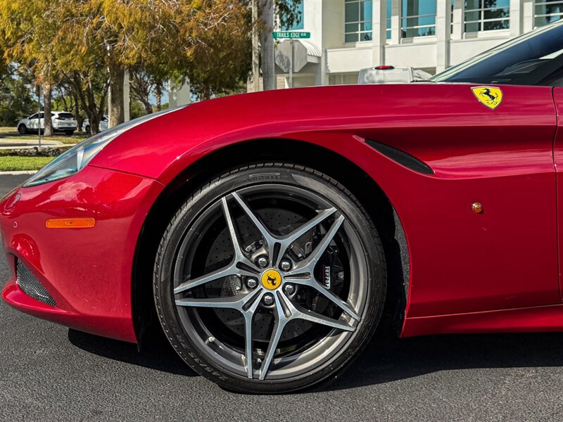 2016 Ferrari California T   - Photo 43 - Bonita Springs, FL 34134