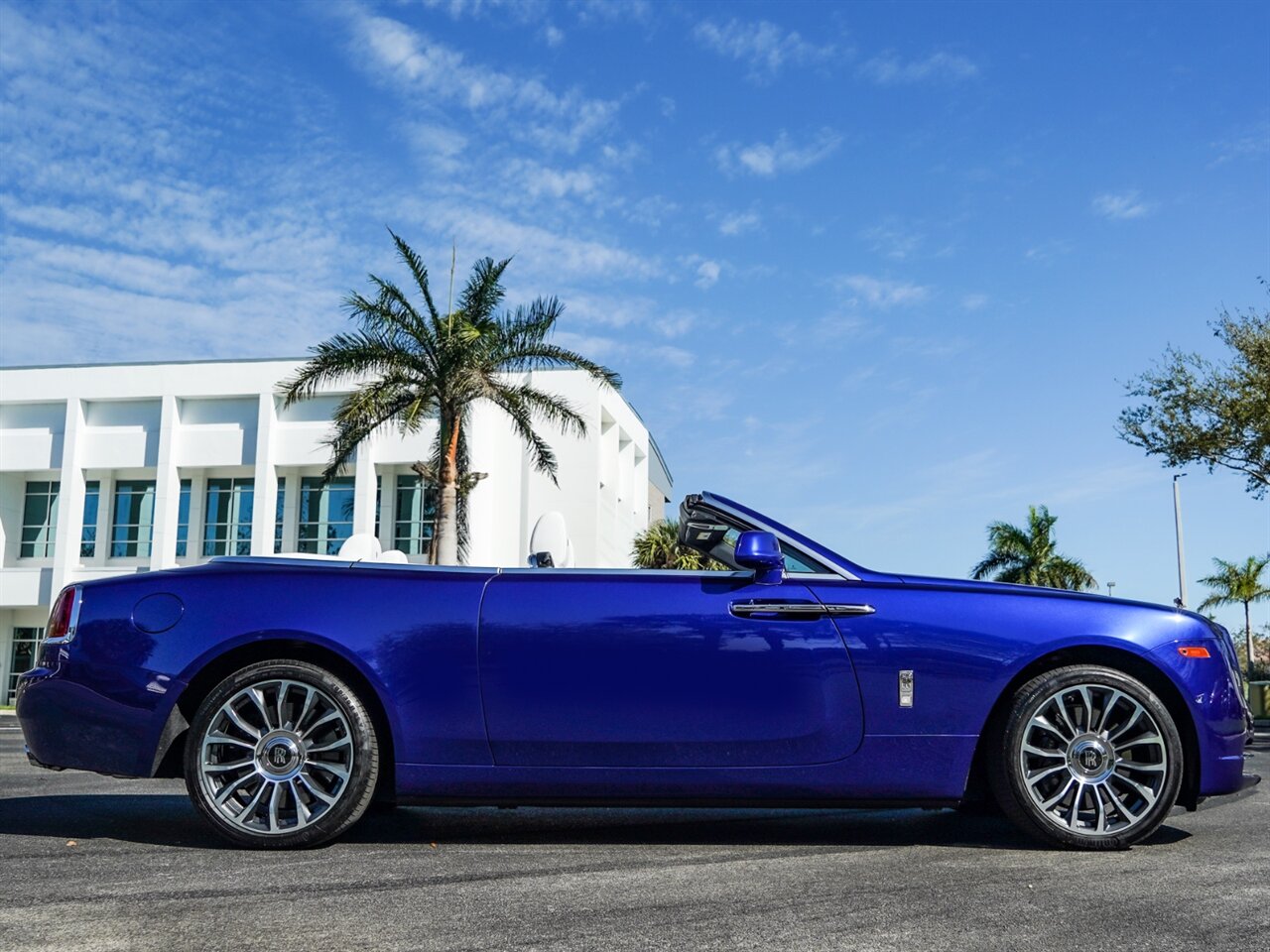 2019 Rolls-Royce Dawn   - Photo 39 - Bonita Springs, FL 34134