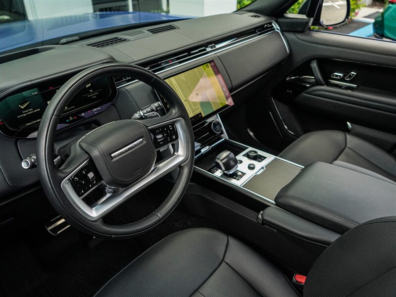 2023 Land Rover Range Rover P530 SV   - Photo 2 - Bonita Springs, FL 34134