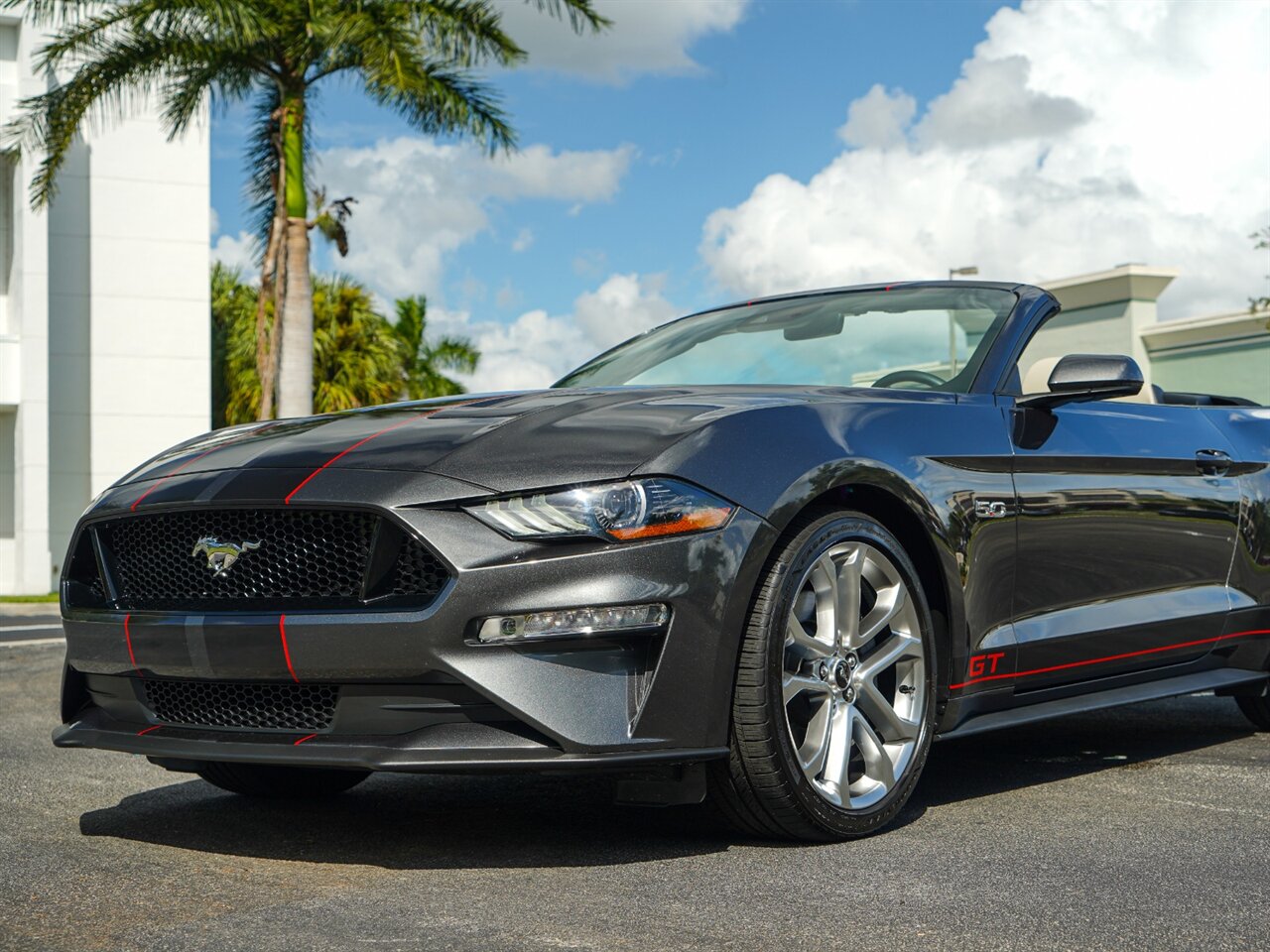 2019 Ford Mustang GT Premium   - Photo 9 - Bonita Springs, FL 34134