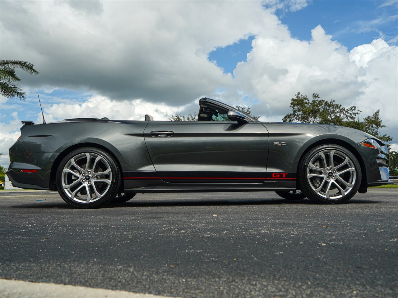 2019 Ford Mustang GT Premium   - Photo 35 - Bonita Springs, FL 34134