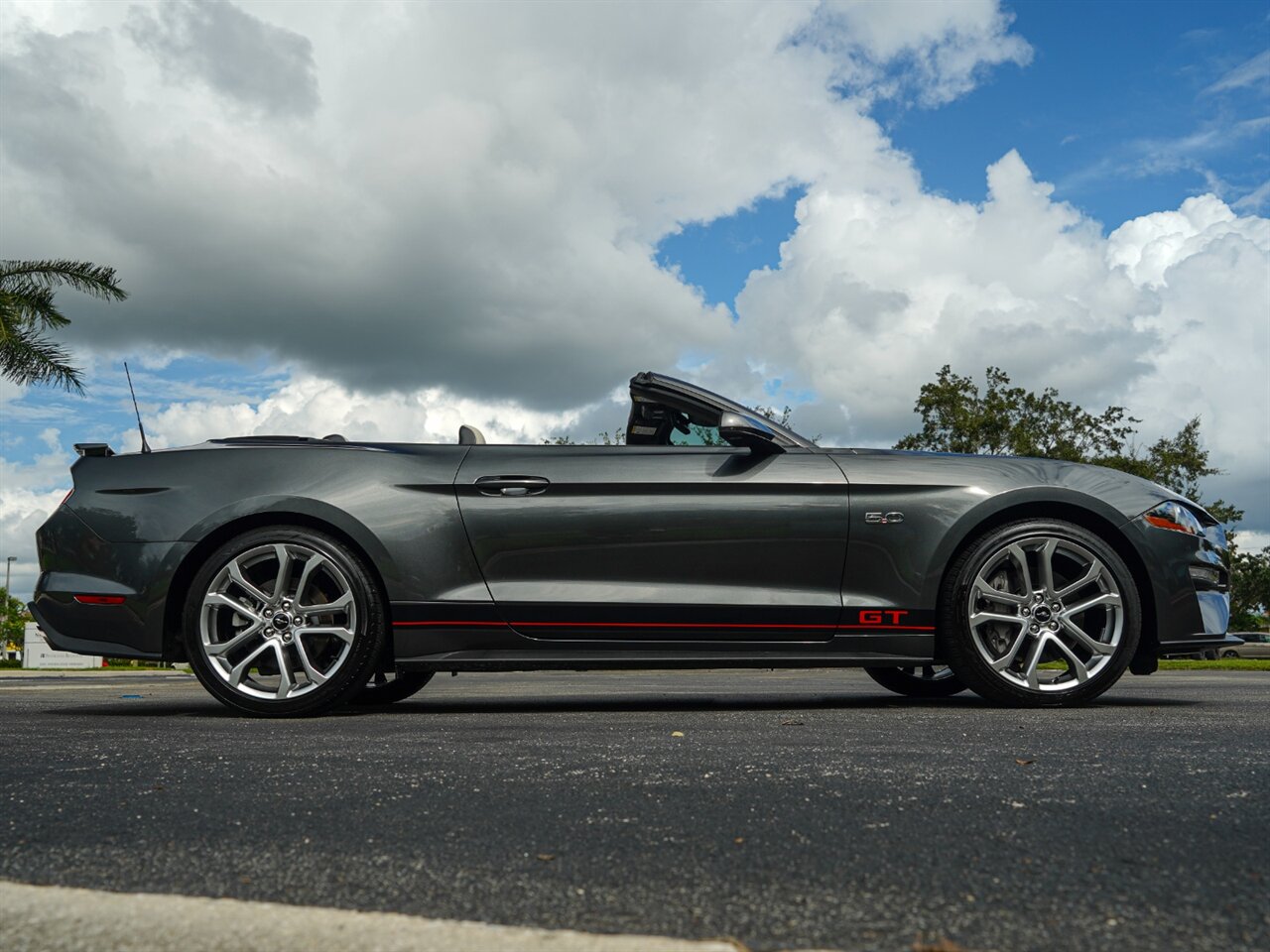 2019 Ford Mustang GT Premium   - Photo 36 - Bonita Springs, FL 34134