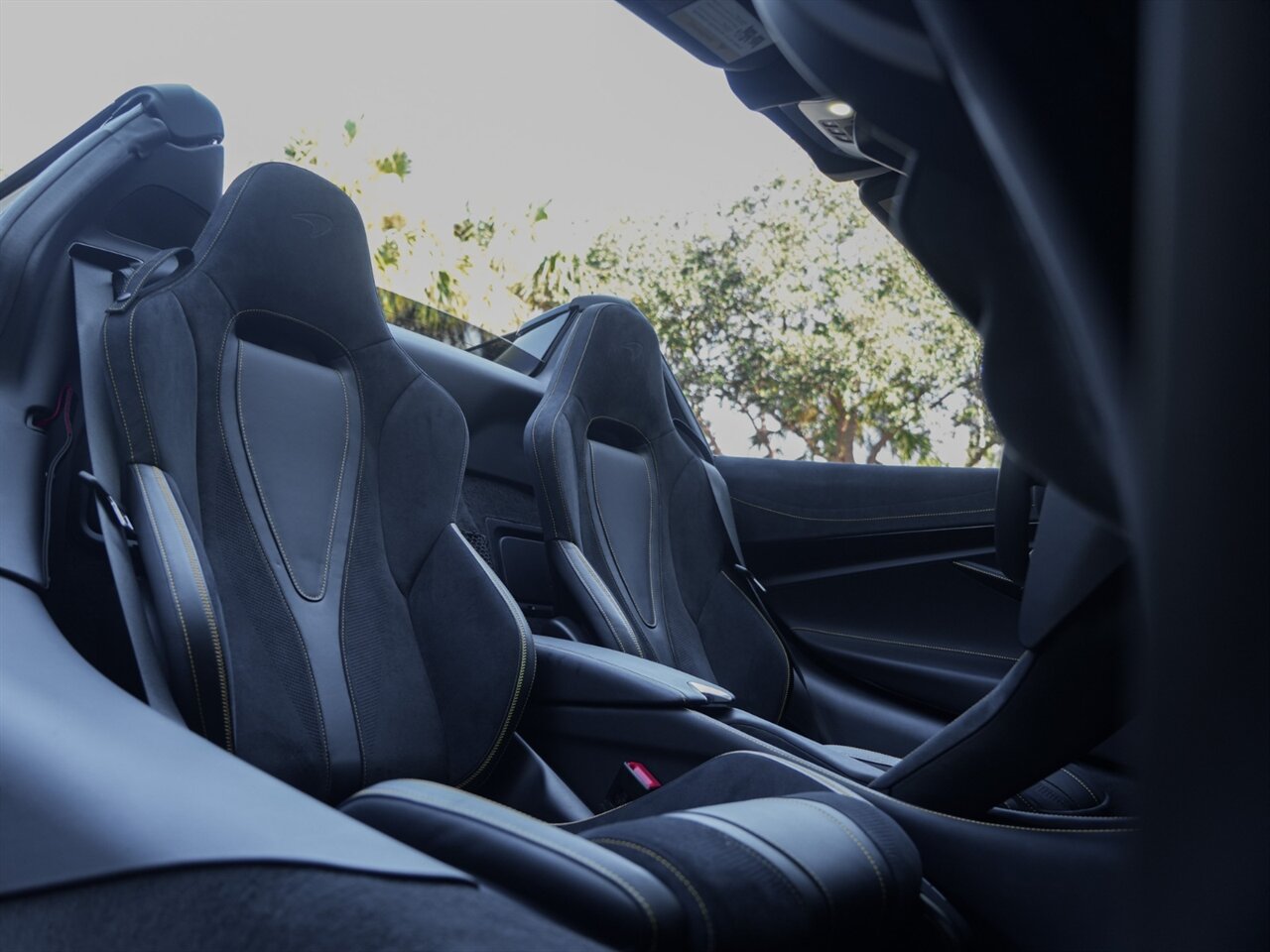 2021 McLaren 720S Spider Performance   - Photo 27 - Bonita Springs, FL 34134