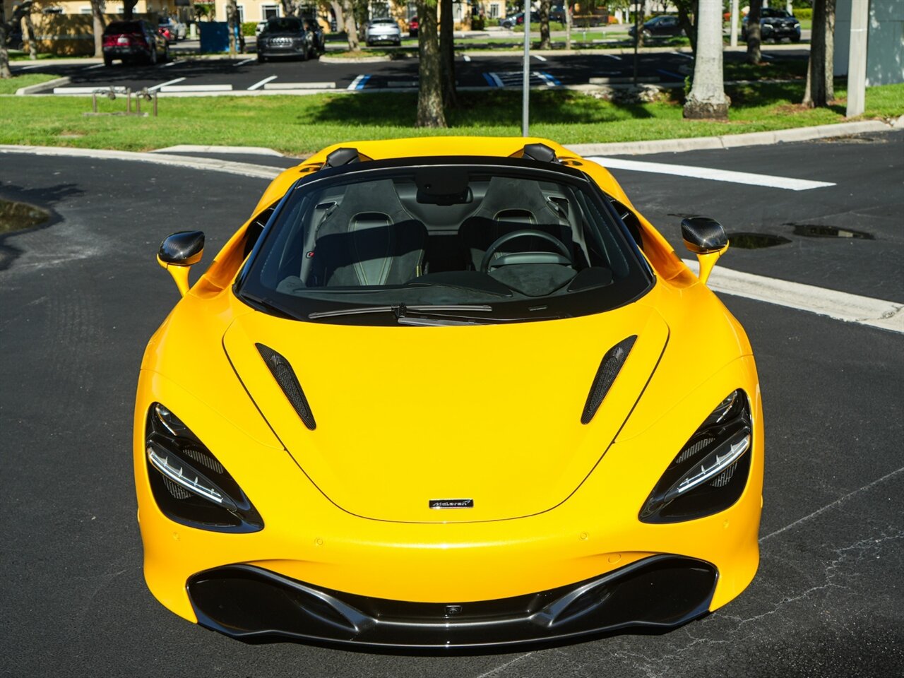 2021 McLaren 720S Spider Performance   - Photo 6 - Bonita Springs, FL 34134
