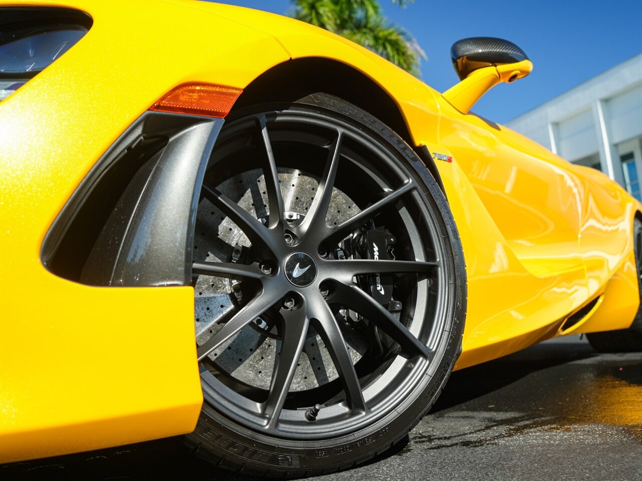 2021 McLaren 720S Spider Performance   - Photo 13 - Bonita Springs, FL 34134