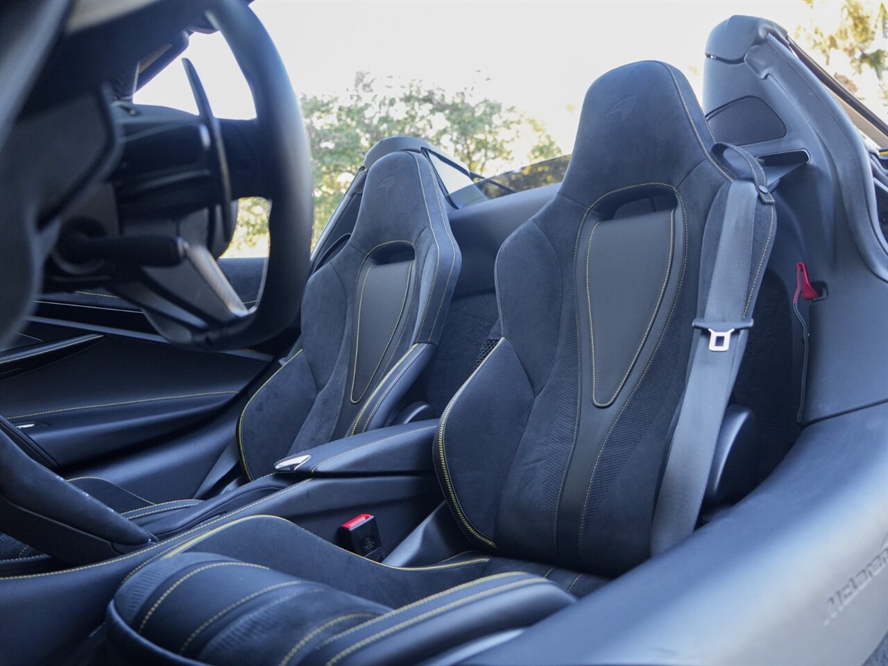2021 McLaren 720S Spider Performance   - Photo 20 - Bonita Springs, FL 34134