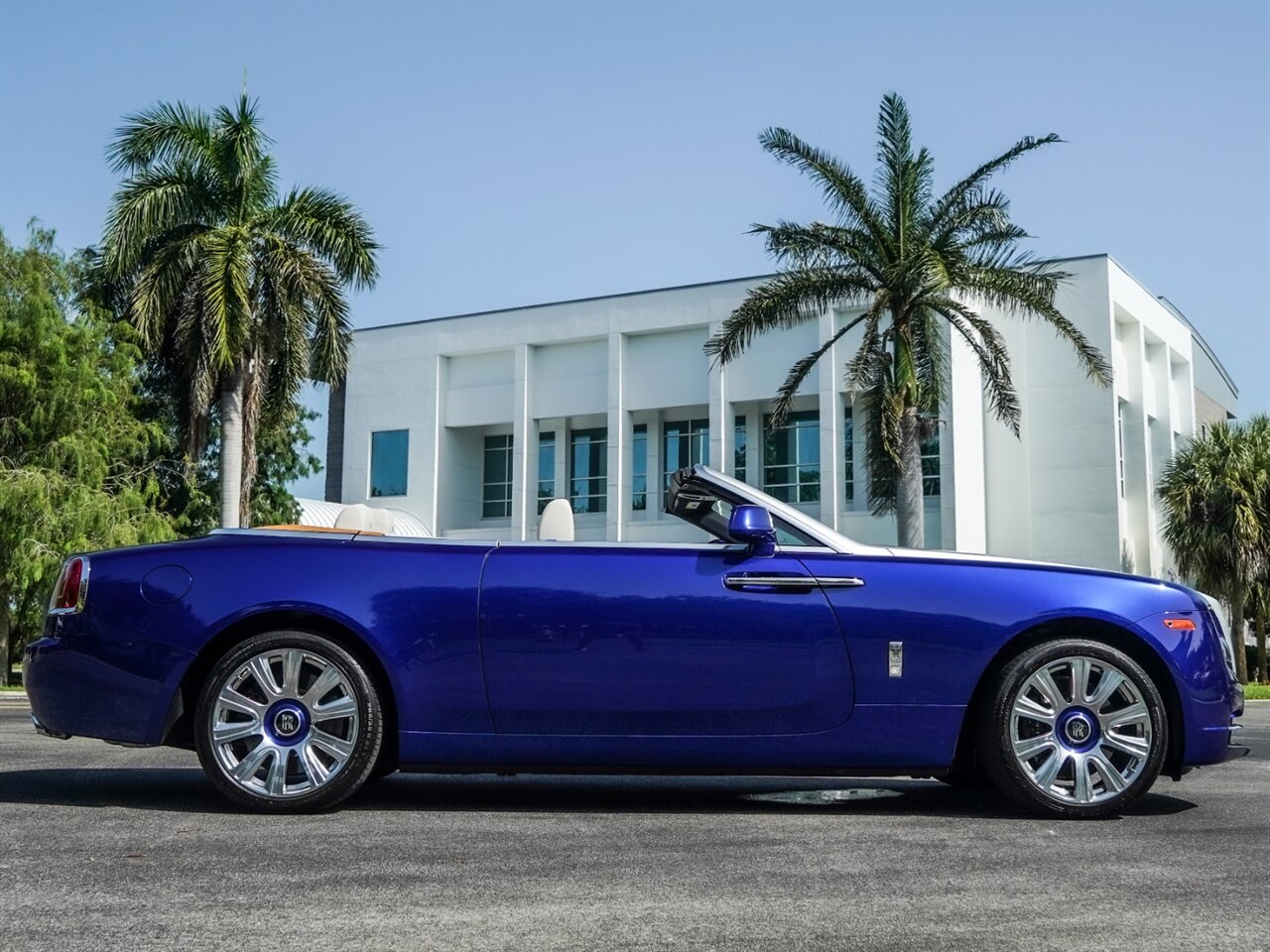 2019 Rolls-Royce Dawn   - Photo 48 - Bonita Springs, FL 34134