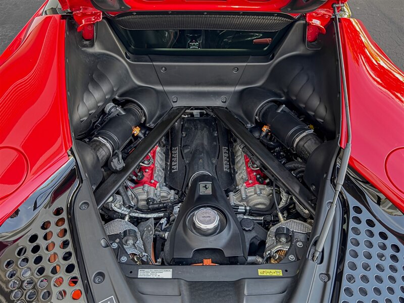 2023 Ferrari SF90 Stradale - Photo 34 - Bonita Springs, FL 34134