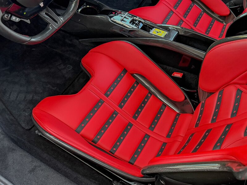 2023 Ferrari SF90 Stradale - Photo 21 - Bonita Springs, FL 34134