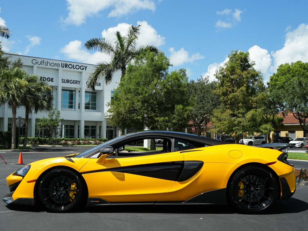 2019 McLaren 600LT   - Photo 35 - Bonita Springs, FL 34134