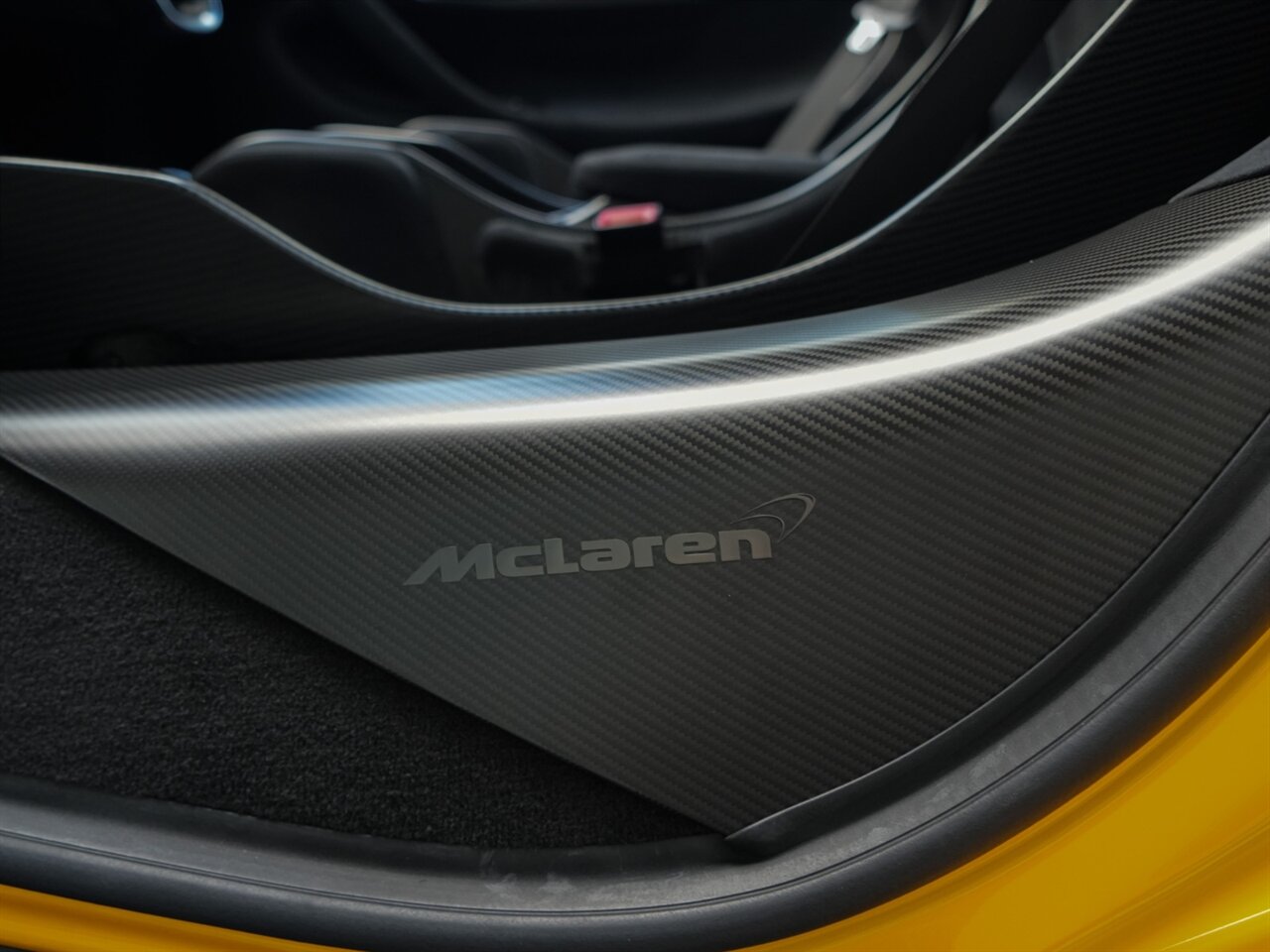 2019 McLaren 600LT   - Photo 26 - Bonita Springs, FL 34134