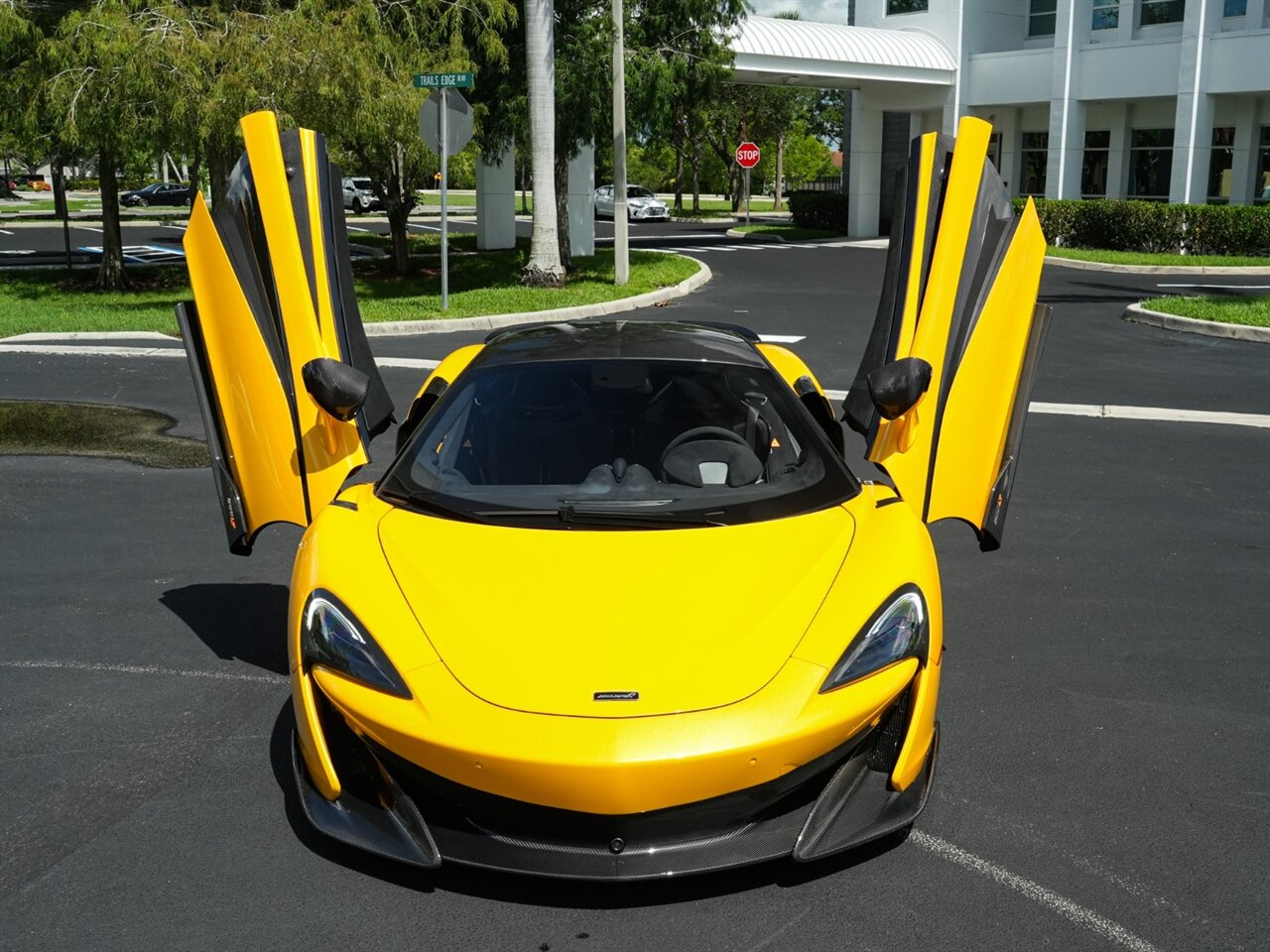 2019 McLaren 600LT   - Photo 6 - Bonita Springs, FL 34134