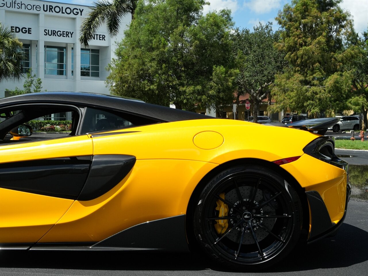 2019 McLaren 600LT   - Photo 38 - Bonita Springs, FL 34134