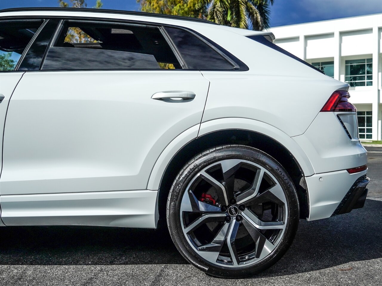 2020 Audi RS Q8 4.0T quattro   - Photo 32 - Bonita Springs, FL 34134