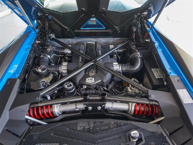 2017 Lamborghini Aventador LP 750-4 SV - Photo 5 - Bonita Springs, FL 34134