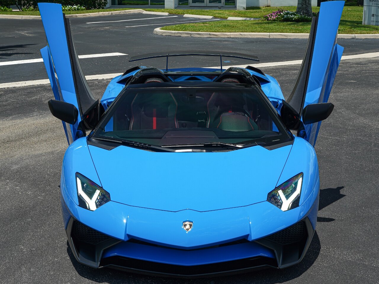 2017 Lamborghini Aventador LP 750-4 SV   - Photo 9 - Bonita Springs, FL 34134