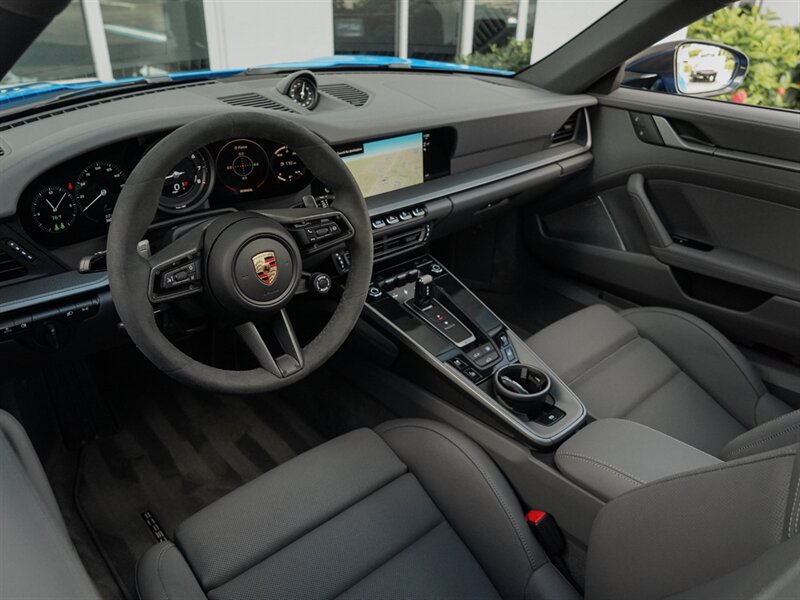 2024 Porsche 911 Carrera 4S   - Photo 2 - Bonita Springs, FL 34134