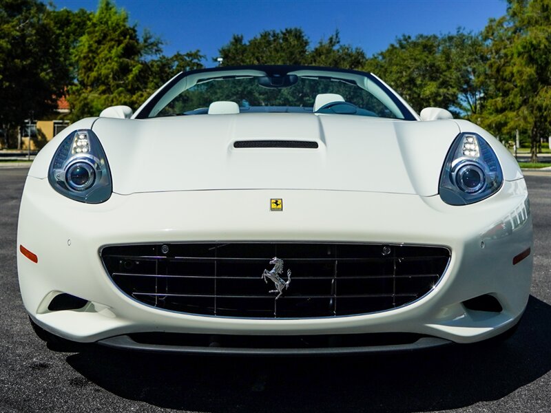 2012 Ferrari California   - Photo 4 - Bonita Springs, FL 34134