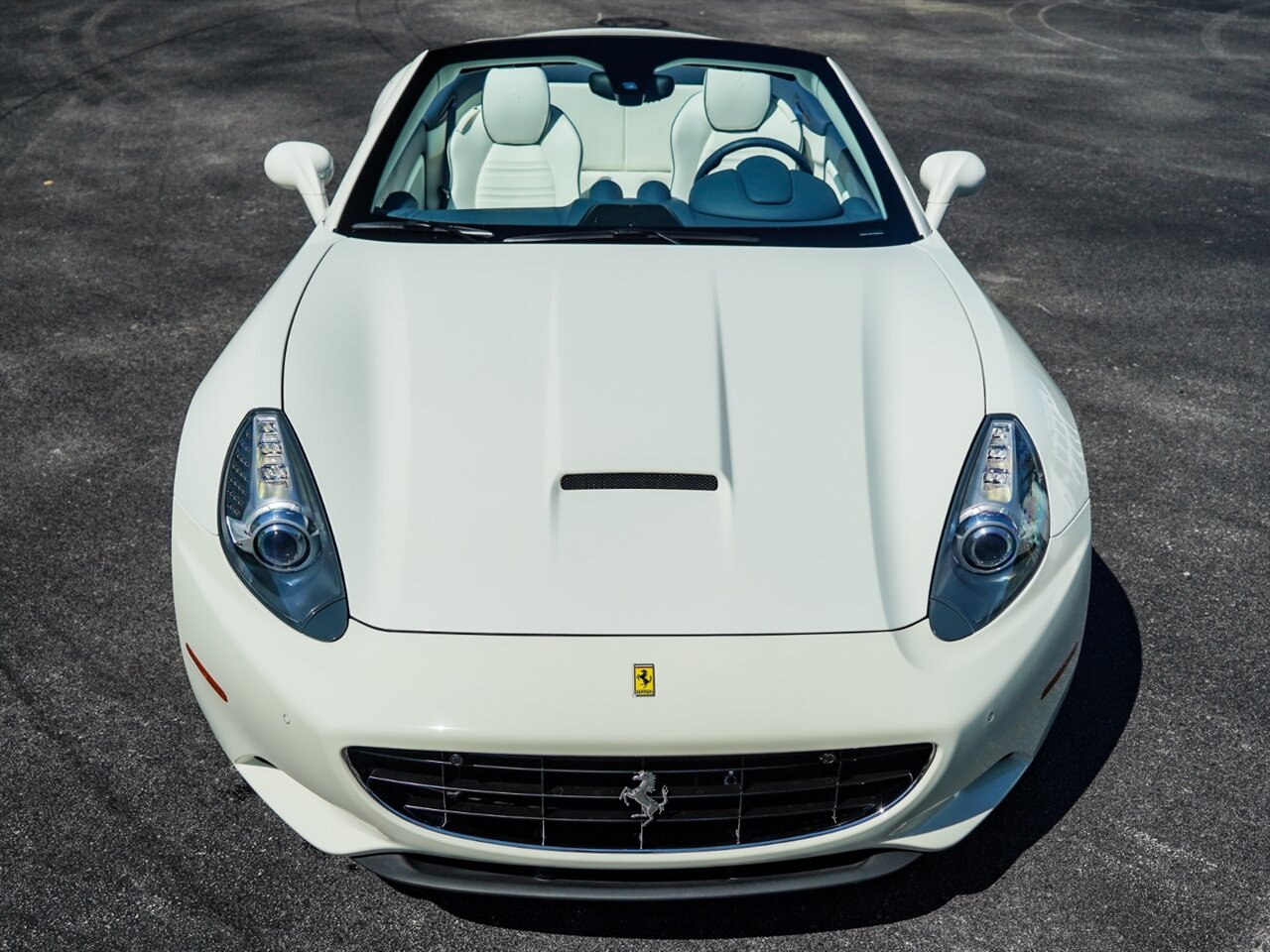 2012 Ferrari California   - Photo 5 - Bonita Springs, FL 34134