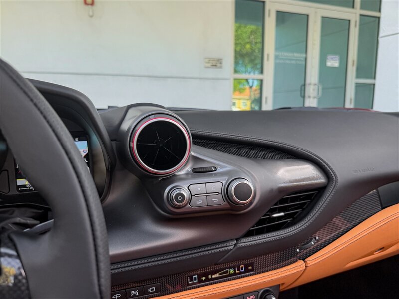 2023 Ferrari F8 Spider - Photo 16 - Bonita Springs, FL 34134