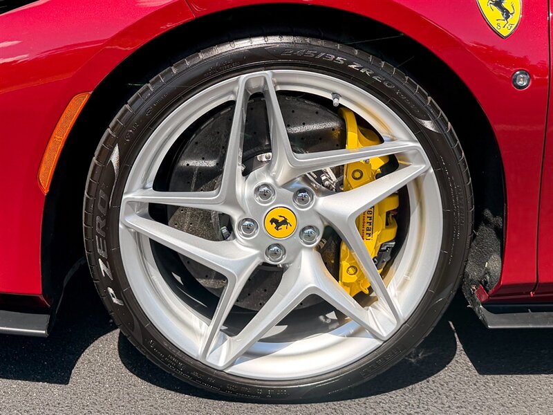 2023 Ferrari F8 Spider - Photo 45 - Bonita Springs, FL 34134