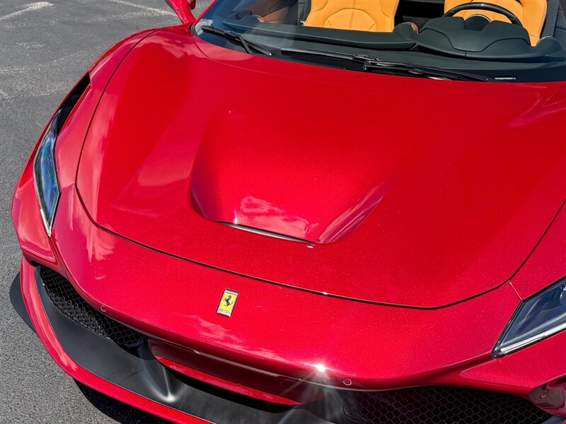 2023 Ferrari F8 Spider - Photo 4 - Bonita Springs, FL 34134